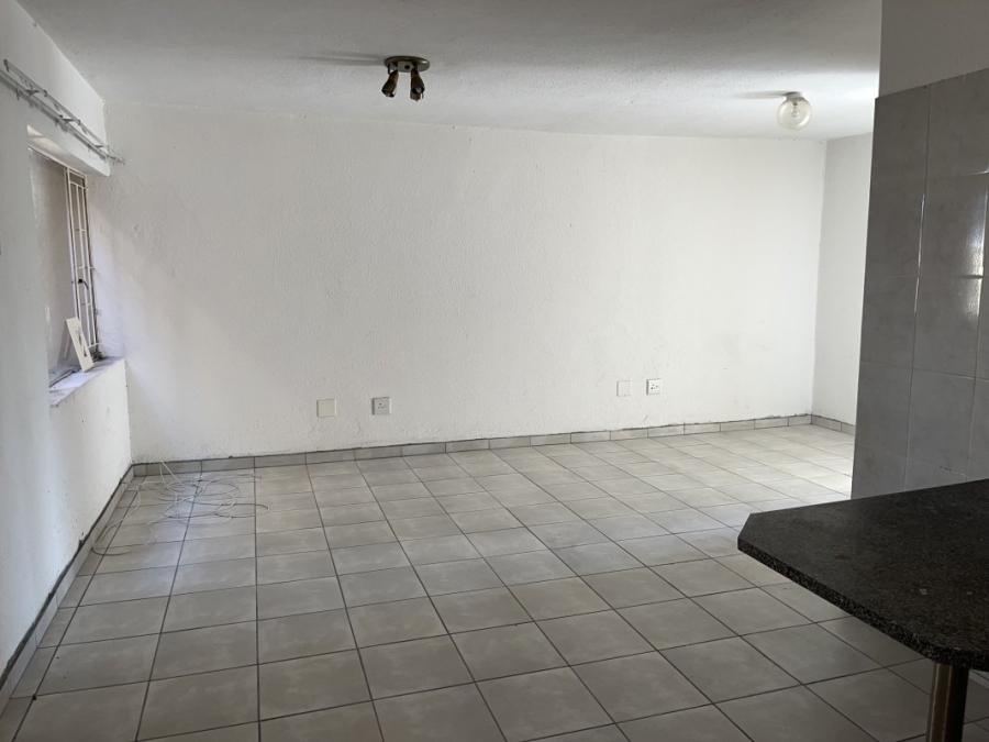 2 Bedroom Property for Sale in Edenvale Central Gauteng