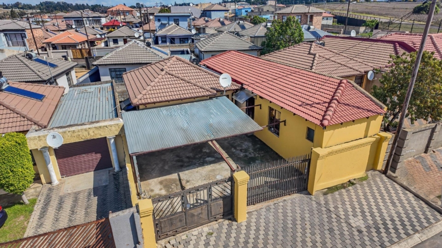 2 Bedroom Property for Sale in Kaalfontein Gauteng