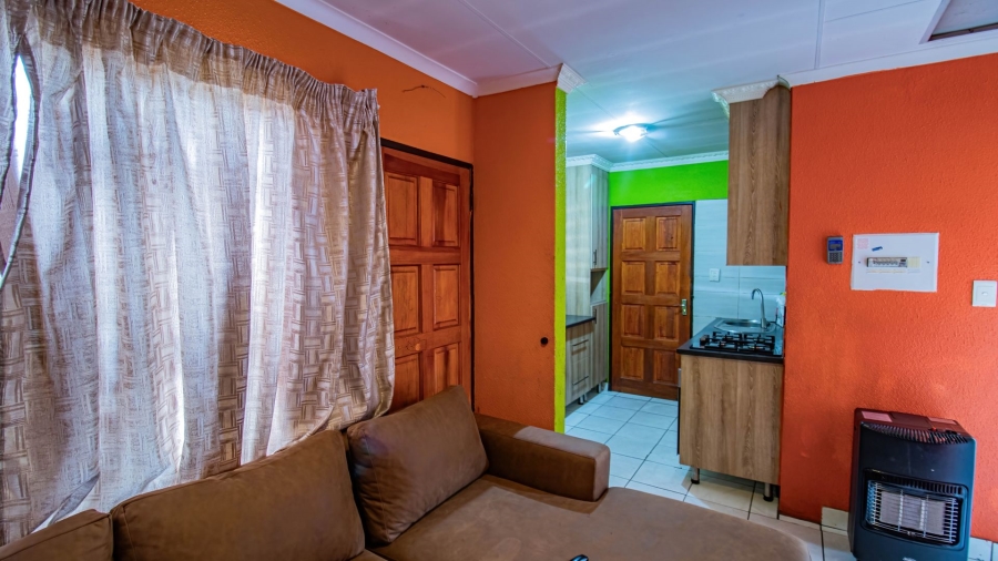 2 Bedroom Property for Sale in Kaalfontein Gauteng