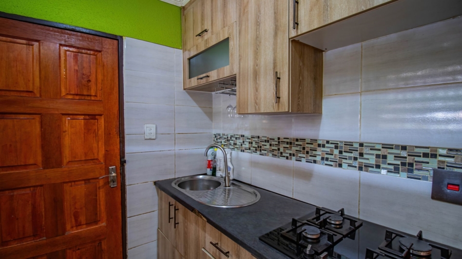 2 Bedroom Property for Sale in Kaalfontein Gauteng
