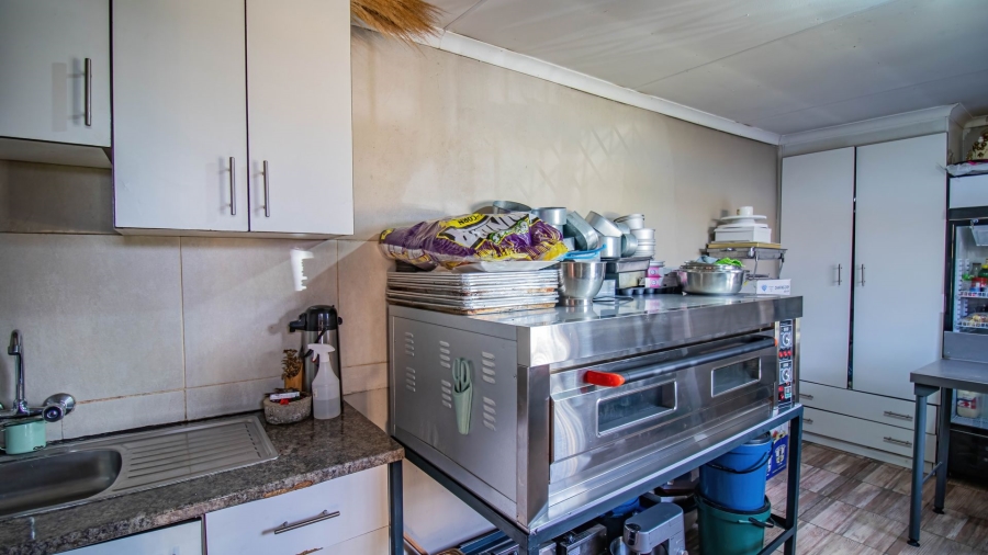 2 Bedroom Property for Sale in Kaalfontein Gauteng