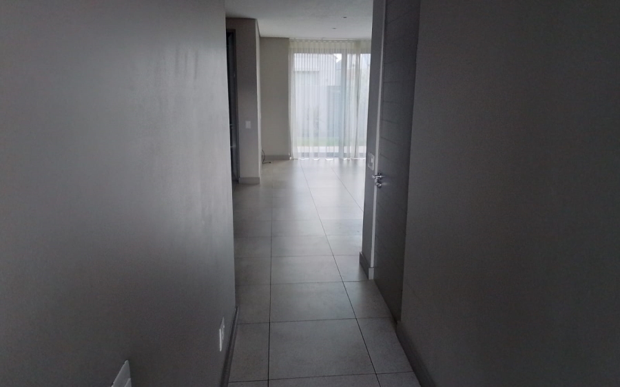 To Let 3 Bedroom Property for Rent in Serengeti Lifestyle Estate Gauteng