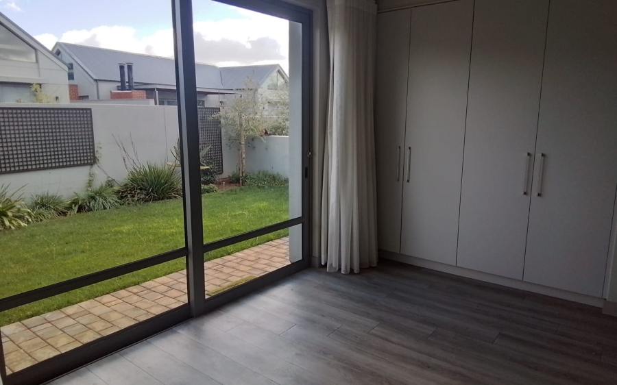 To Let 3 Bedroom Property for Rent in Serengeti Lifestyle Estate Gauteng