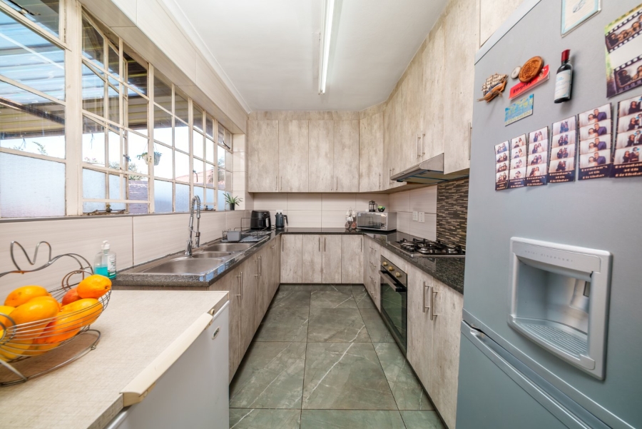 3 Bedroom Property for Sale in Croydon Gauteng