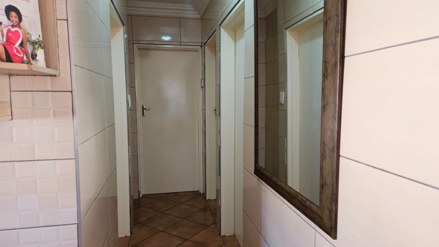To Let 3 Bedroom Property for Rent in The Orchards Gauteng