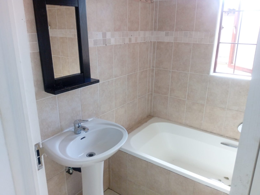 To Let 2 Bedroom Property for Rent in Kyalami Gauteng