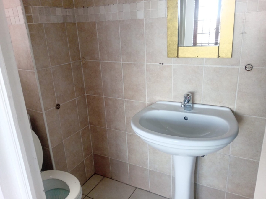 To Let 2 Bedroom Property for Rent in Kyalami Gauteng