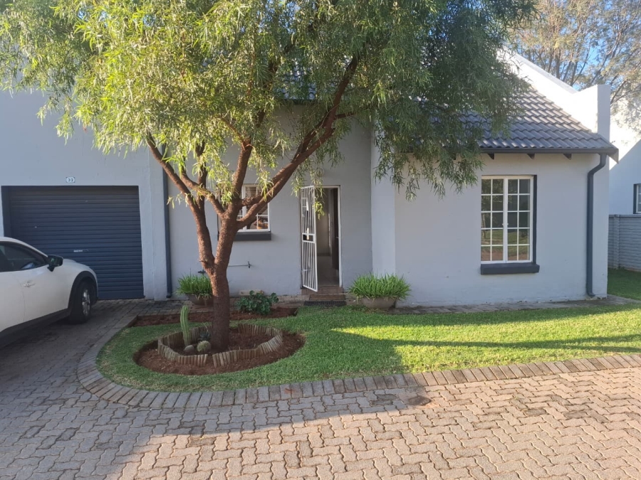 To Let 2 Bedroom Property for Rent in Amandasig Gauteng