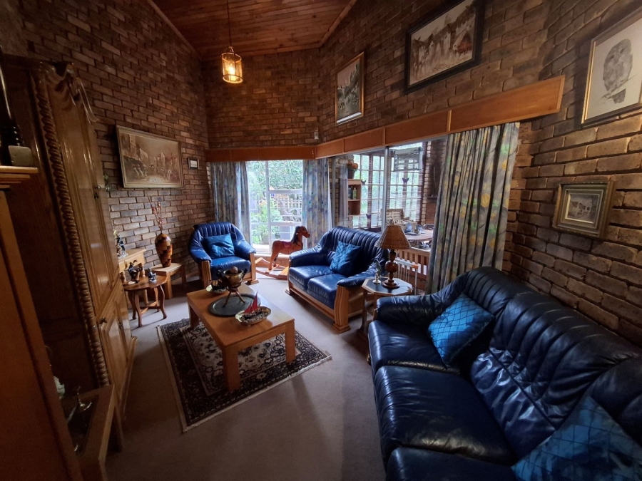 4 Bedroom Property for Sale in Rooihuiskraal North Gauteng