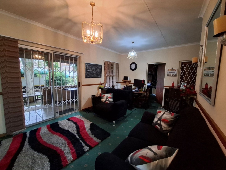 4 Bedroom Property for Sale in Rooihuiskraal North Gauteng