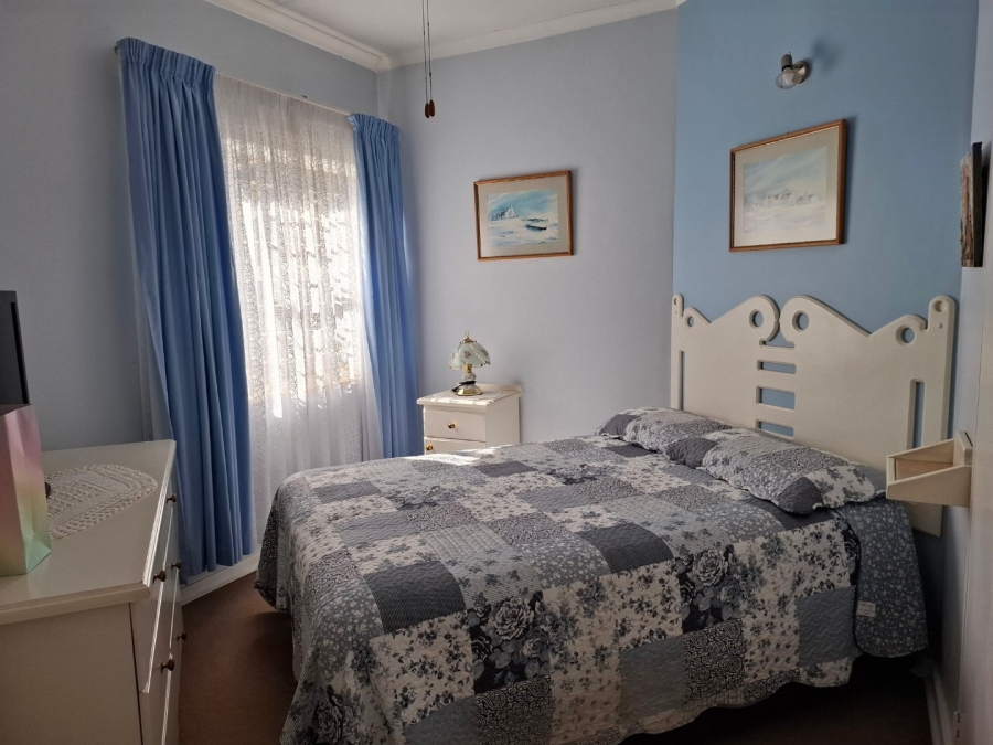 4 Bedroom Property for Sale in Rooihuiskraal North Gauteng