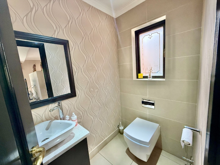 3 Bedroom Property for Sale in Glenvista Gauteng