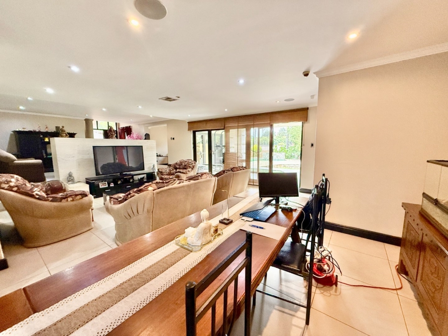 3 Bedroom Property for Sale in Glenvista Gauteng