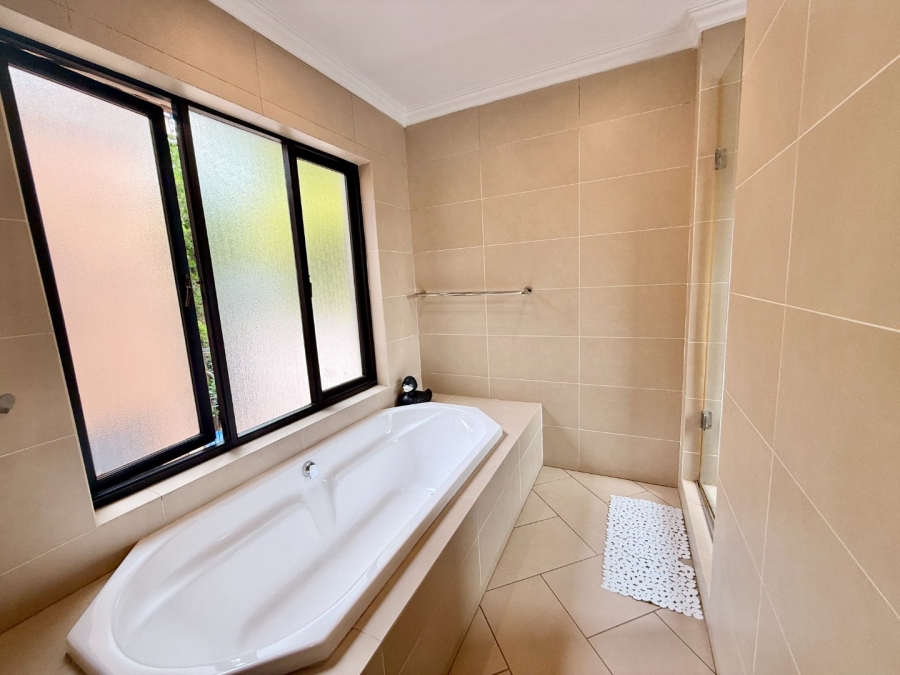 3 Bedroom Property for Sale in Glenvista Gauteng
