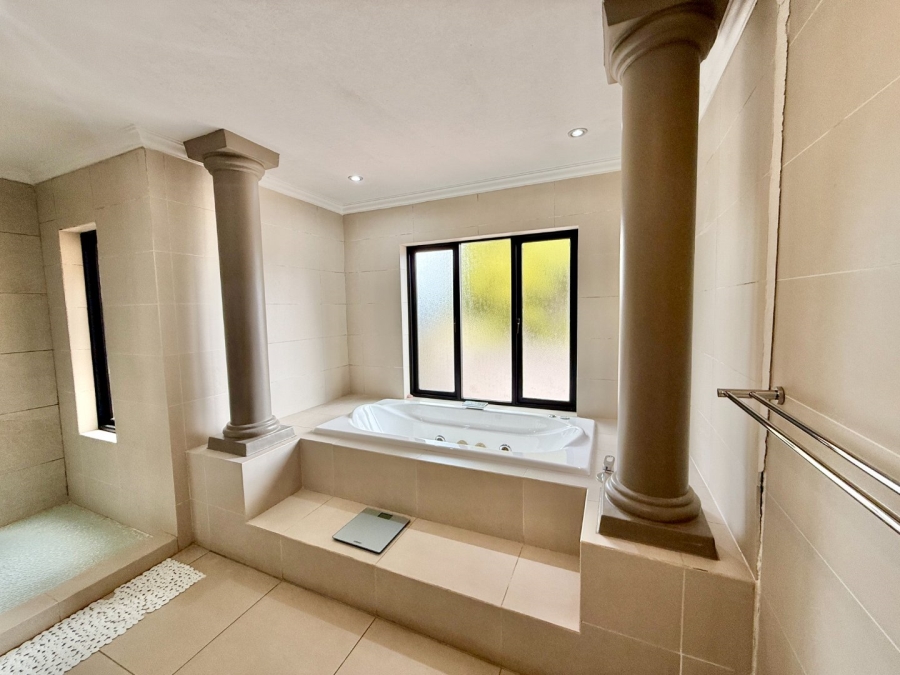 3 Bedroom Property for Sale in Glenvista Gauteng