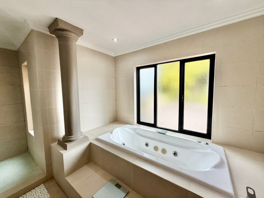 3 Bedroom Property for Sale in Glenvista Gauteng
