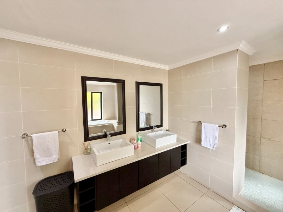 3 Bedroom Property for Sale in Glenvista Gauteng
