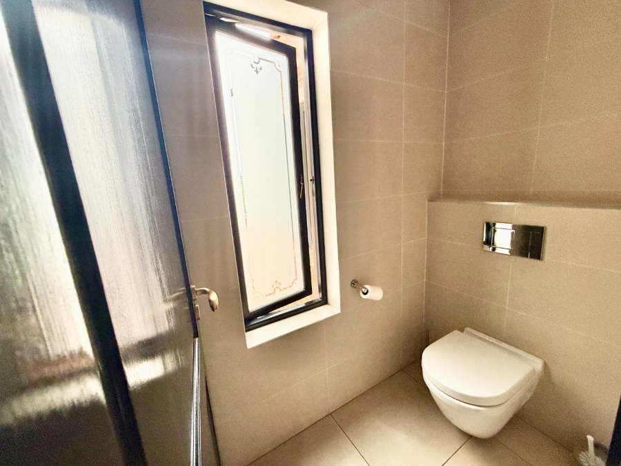 3 Bedroom Property for Sale in Glenvista Gauteng