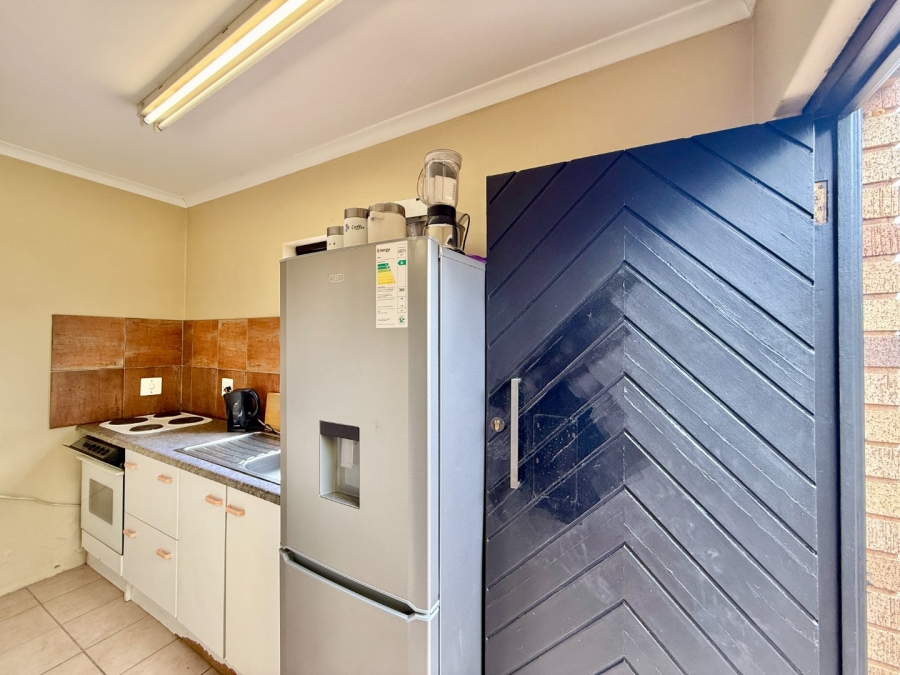 3 Bedroom Property for Sale in Glenvista Gauteng