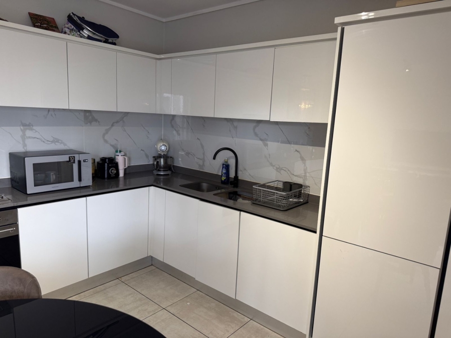 To Let 3 Bedroom Property for Rent in The Polofields Gauteng