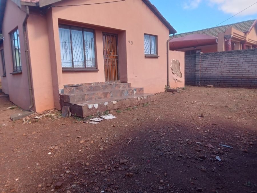 3 Bedroom Property for Sale in Lotus Gardens Gauteng