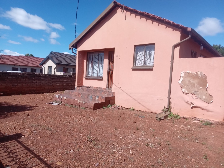 3 Bedroom Property for Sale in Lotus Gardens Gauteng