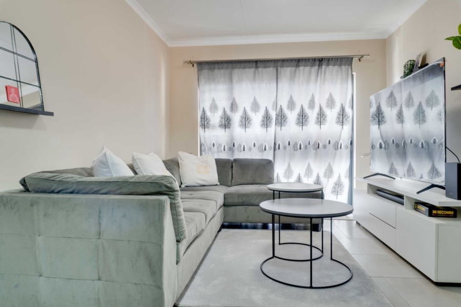 2 Bedroom Property for Sale in Vorna Valley Gauteng