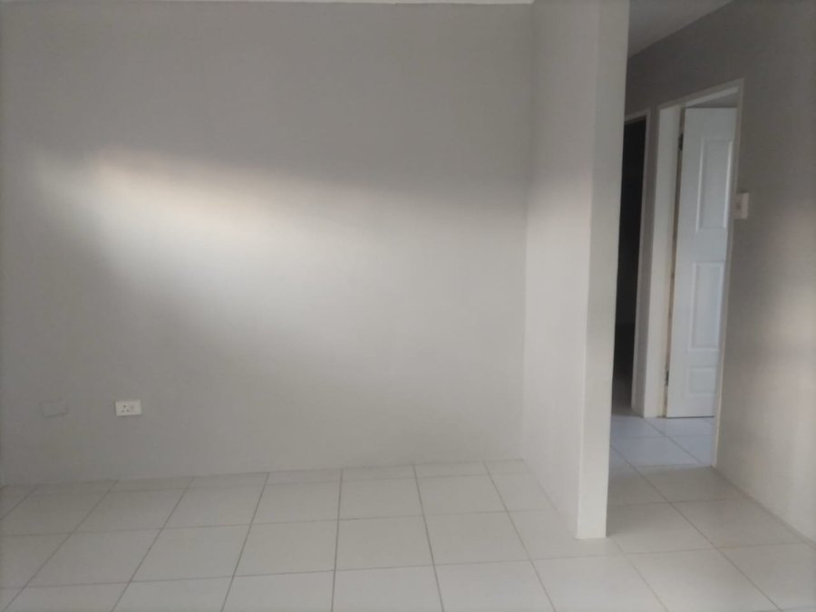 2 Bedroom Property for Sale in Elandspoort Gauteng