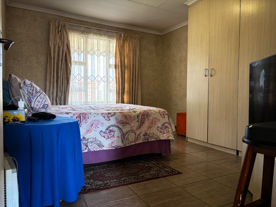 3 Bedroom Property for Sale in Vosloorus Gauteng