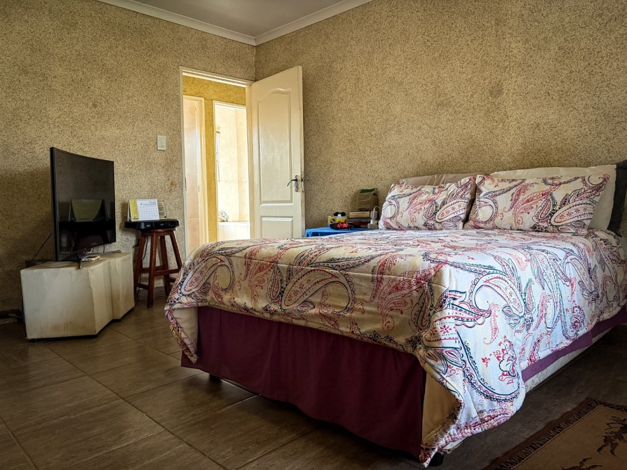3 Bedroom Property for Sale in Vosloorus Gauteng
