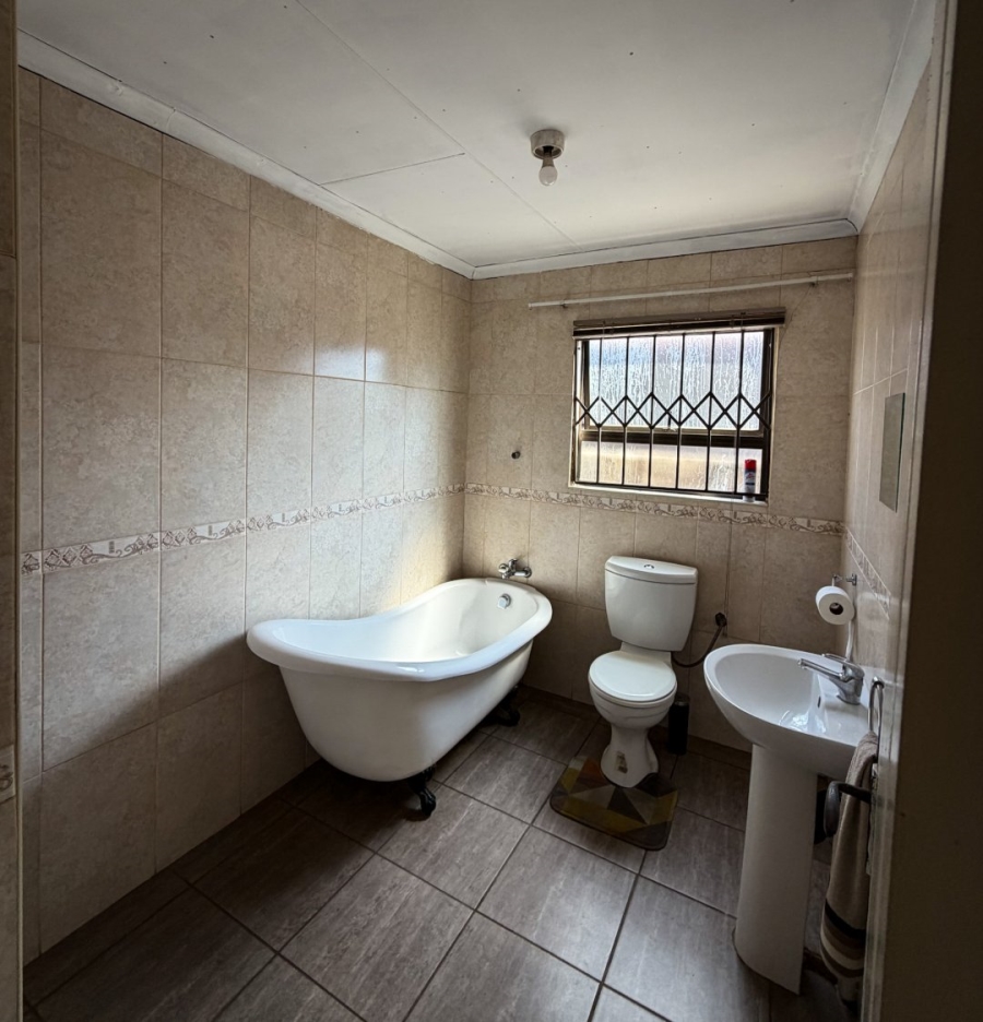 3 Bedroom Property for Sale in Vosloorus Gauteng
