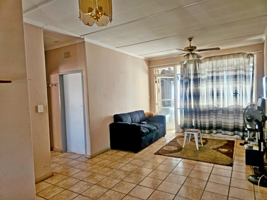 2 Bedroom Property for Sale in Kempton Park Central Gauteng