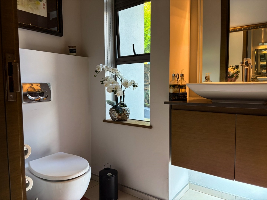4 Bedroom Property for Sale in Serengeti Lifestyle Estate Gauteng