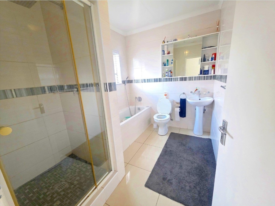 3 Bedroom Property for Sale in Parkrand Gauteng