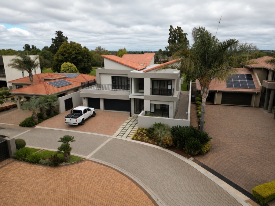 5 Bedroom Property for Sale in Emfuleni Golf Estate Gauteng