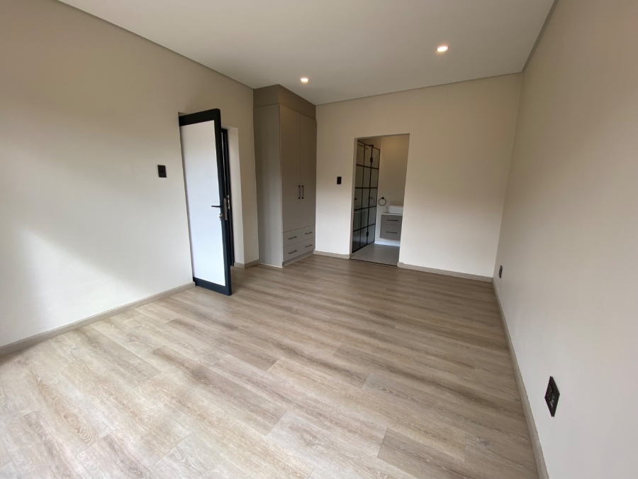 5 Bedroom Property for Sale in Emfuleni Golf Estate Gauteng