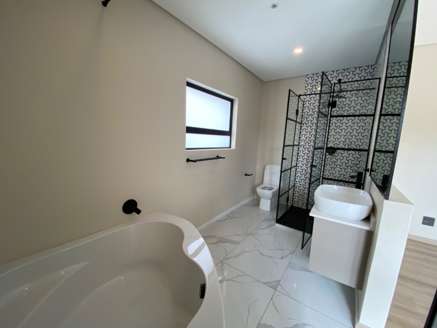 5 Bedroom Property for Sale in Emfuleni Golf Estate Gauteng