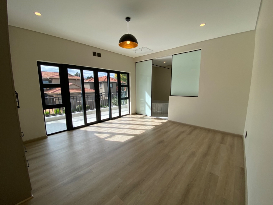 5 Bedroom Property for Sale in Emfuleni Golf Estate Gauteng