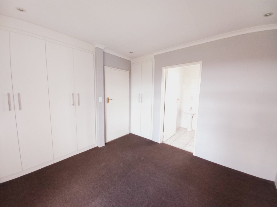 2 Bedroom Property for Sale in Eden Glen Gauteng
