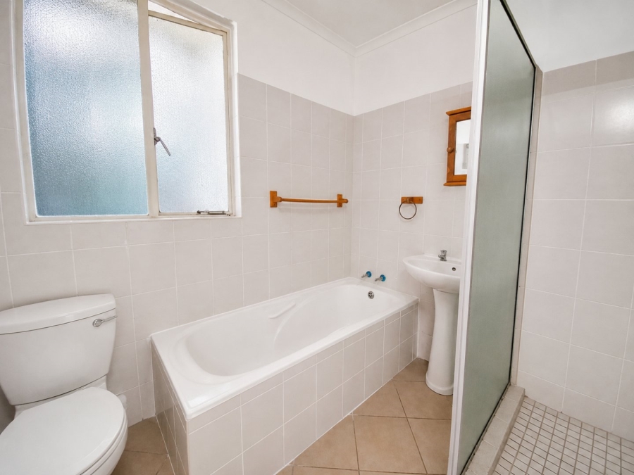 2 Bedroom Property for Sale in Edenvale Central Gauteng
