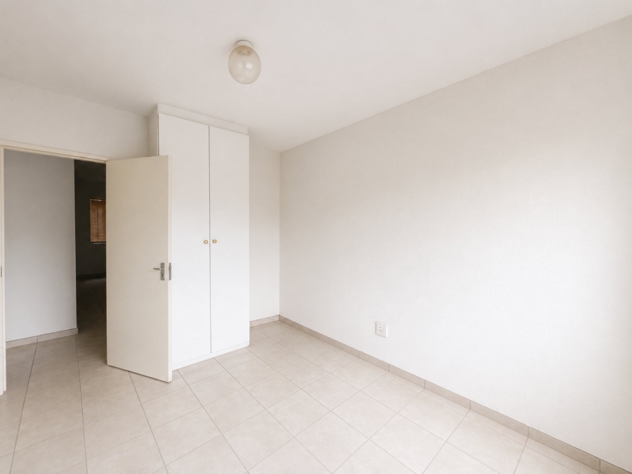2 Bedroom Property for Sale in Edenvale Central Gauteng