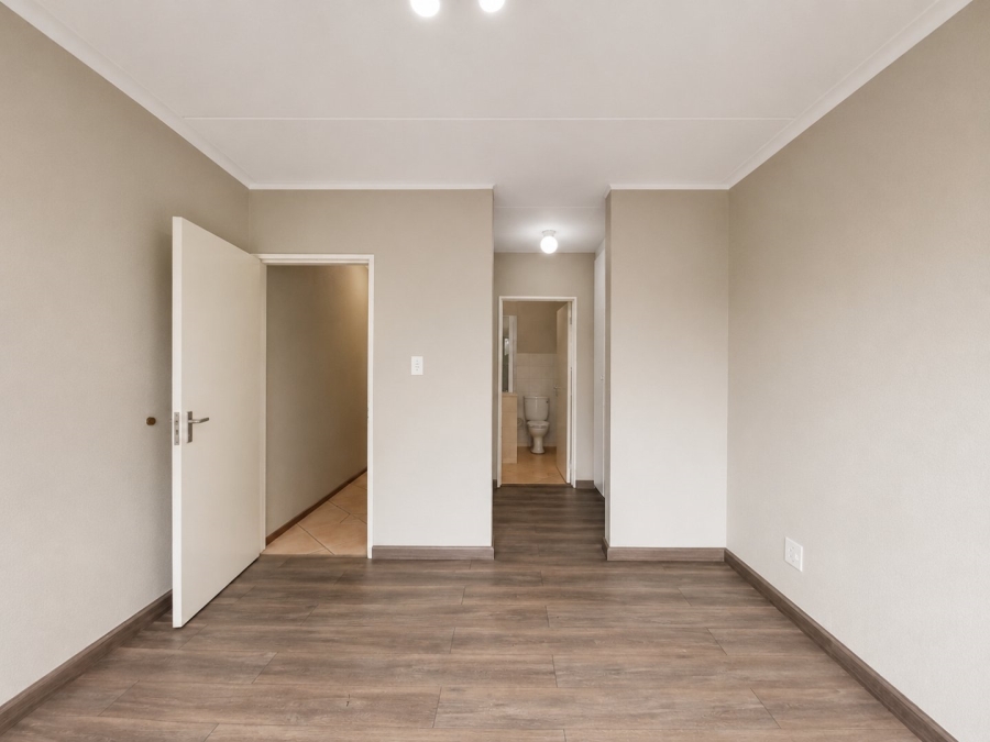 2 Bedroom Property for Sale in Dowerglen Ext 4 Gauteng