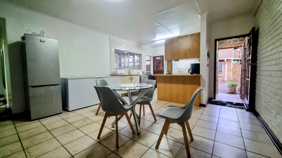 2 Bedroom Property for Sale in Arcon Park Gauteng