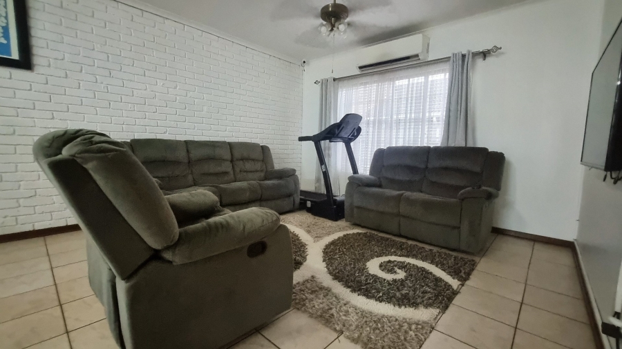 2 Bedroom Property for Sale in Arcon Park Gauteng