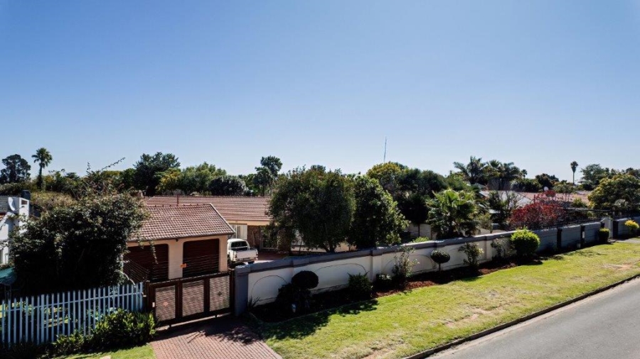 4 Bedroom Property for Sale in Birch Acres Gauteng