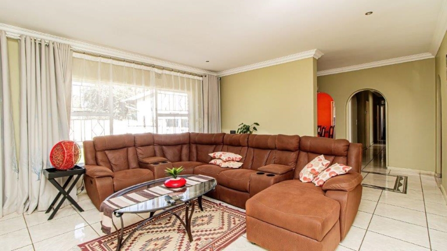 4 Bedroom Property for Sale in Birch Acres Gauteng