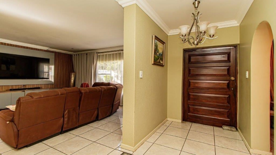 4 Bedroom Property for Sale in Birch Acres Gauteng