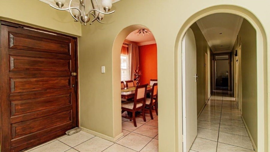 4 Bedroom Property for Sale in Birch Acres Gauteng