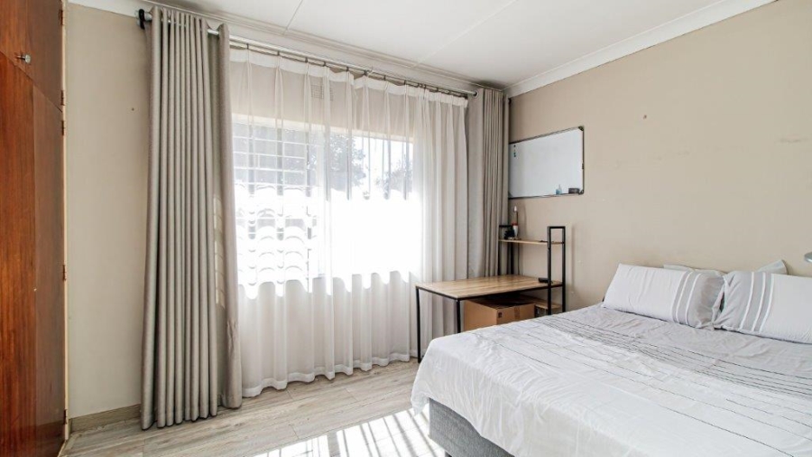 4 Bedroom Property for Sale in Birch Acres Gauteng