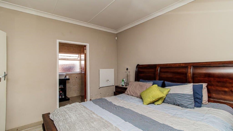 4 Bedroom Property for Sale in Birch Acres Gauteng